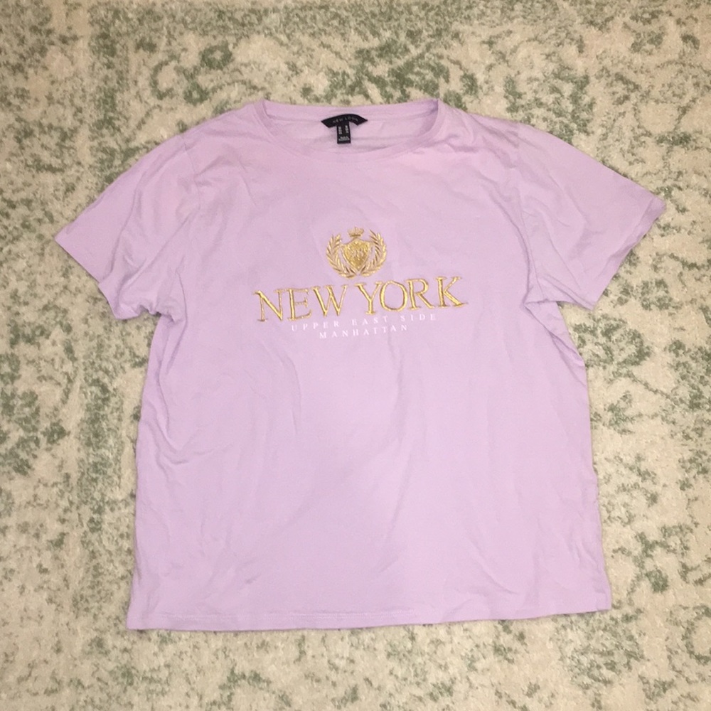 EUC New Look New York Lilac Tee Shirt Top